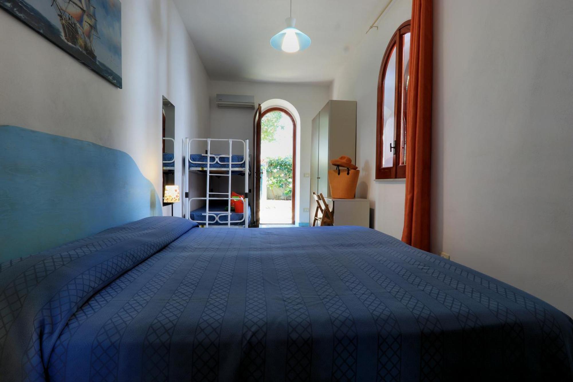 Testa Di Monaco Natural Beach Capo dʼOrlando Kamer foto