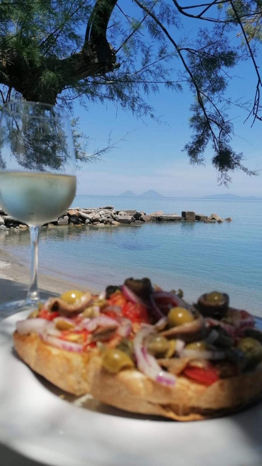 Testa Di Monaco Natural Beach Capo dʼOrlando Buitenkant foto